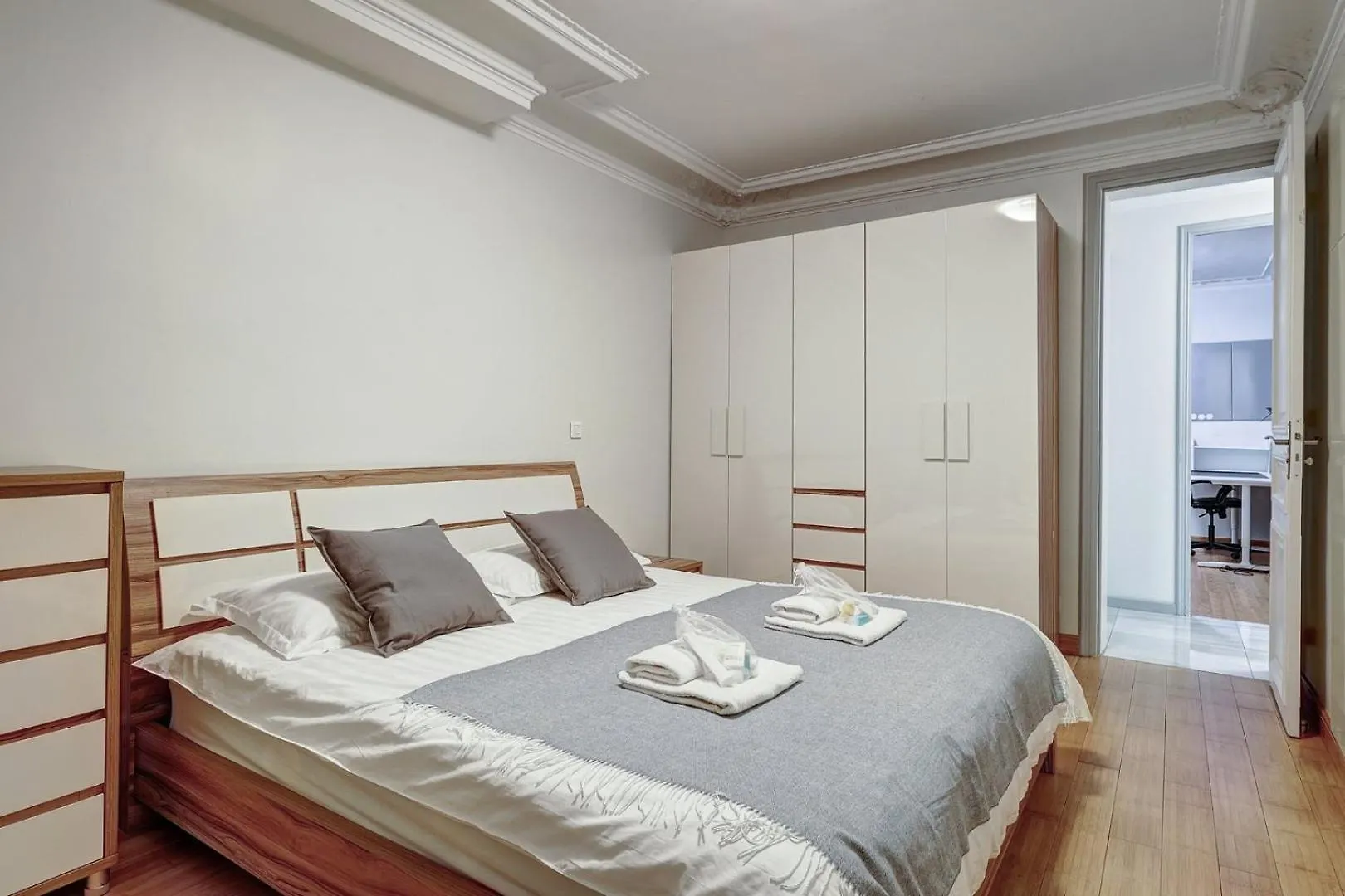 673 Richard - Superb In Apartment
